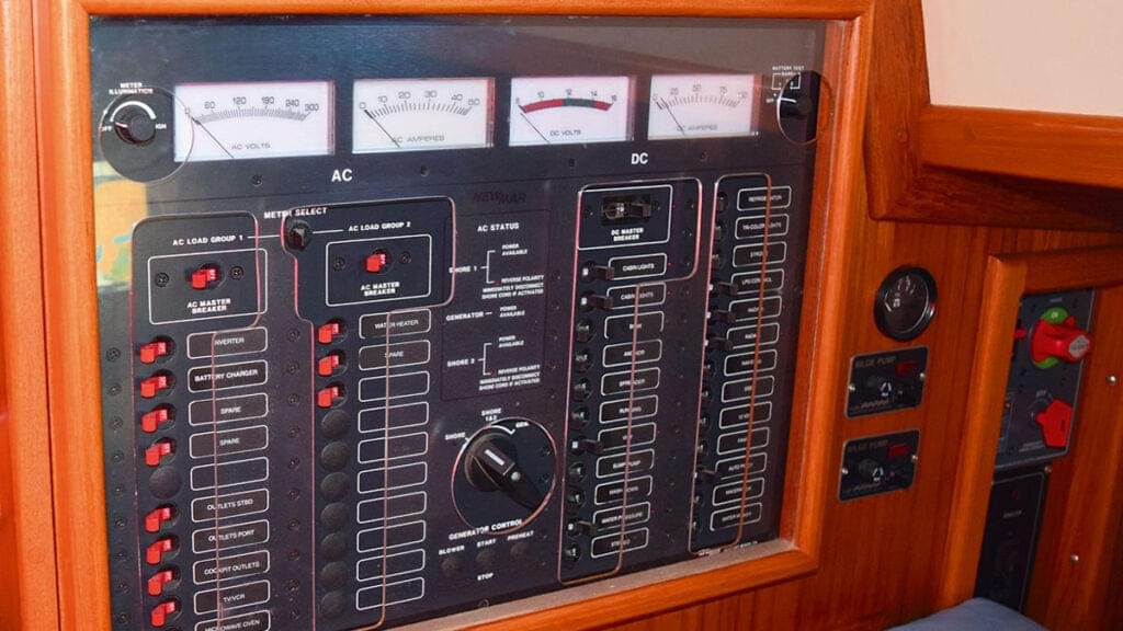 5 Signs Your Boat’s Electrical System Needs Immediate Attention